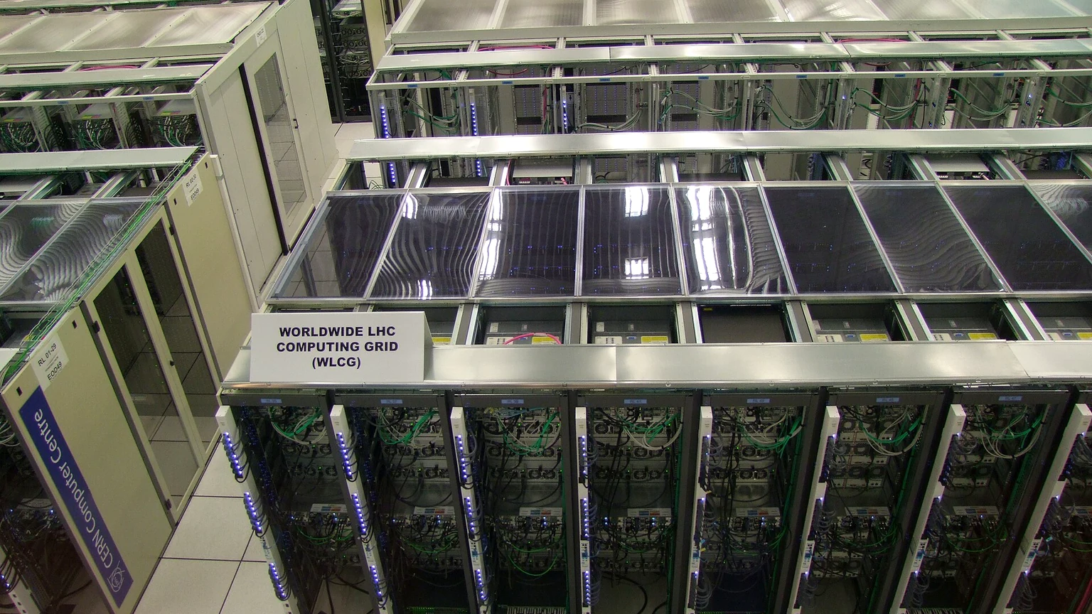 How Cloud Computing Contributes to Environmental Sustainability