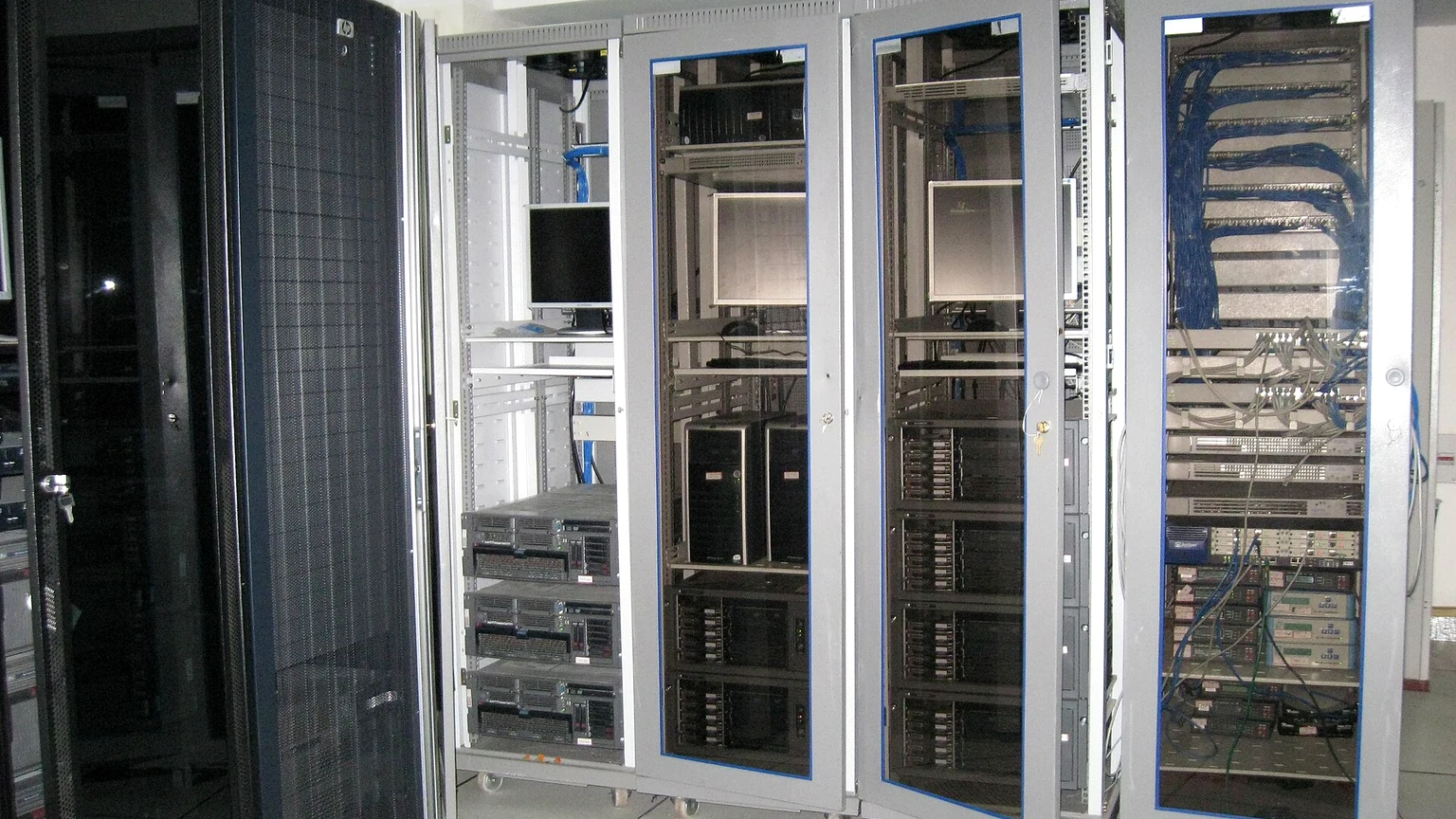 Managing IT Infrastructure in a Multi-Cloud Environment
